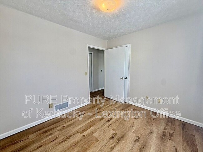 Building Photo - 200 Madison Ave