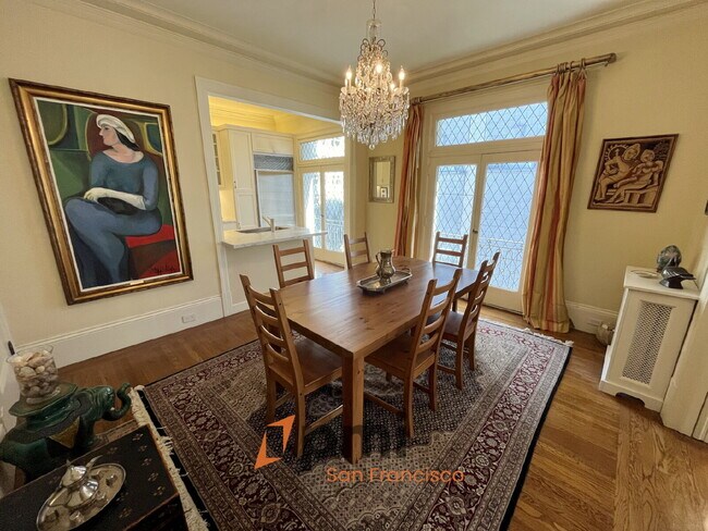 Building Photo - Historic Convenience with This Delightful ...