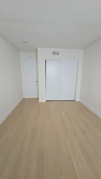 Building Photo - 531 S Shelton St