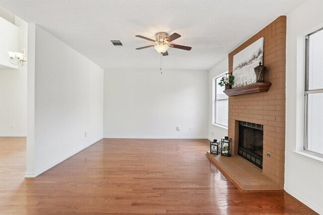 Building Photo - 13302 Black Canyon Dr