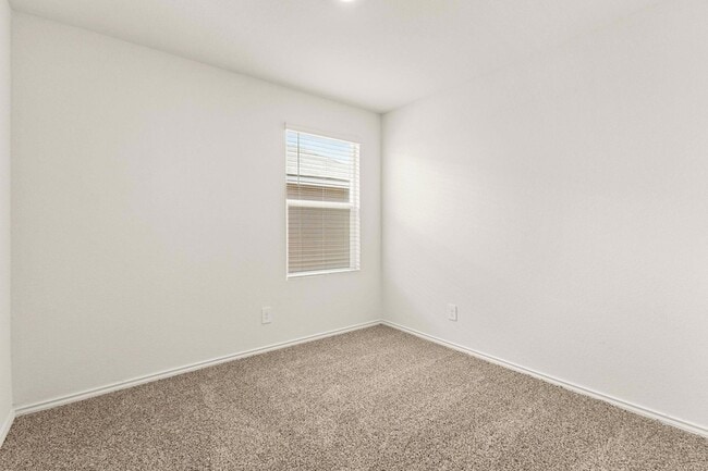 Building Photo - 14865 Cactus St