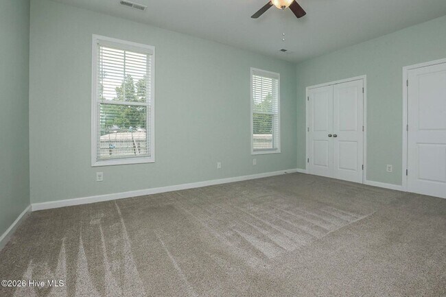 Building Photo - 223 Holly Grove Ct E