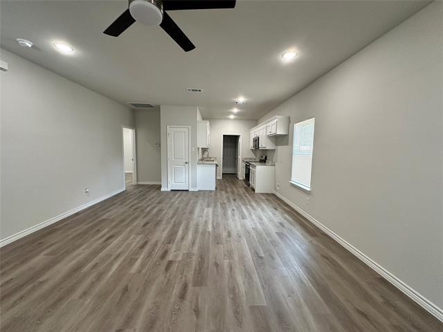 Building Photo - 102 Navajo Dr