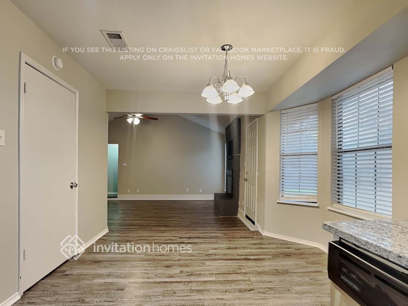 Building Photo - 717 Lynne Ln