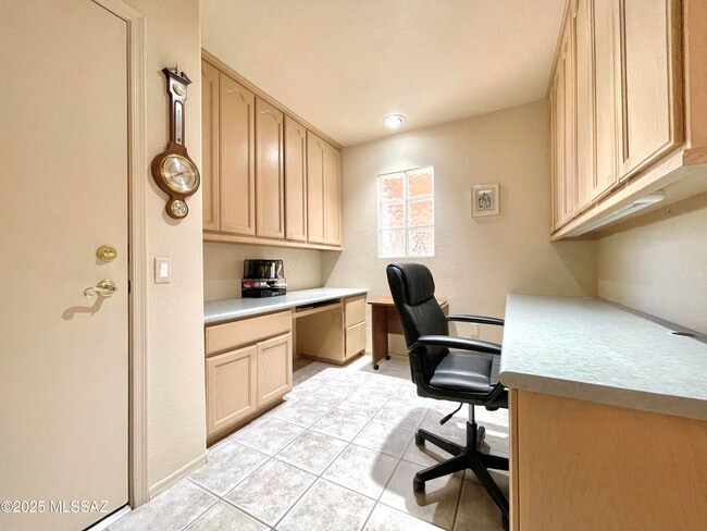 Building Photo - 14734 N Burntwood Dr
