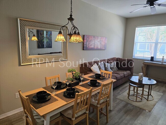 Building Photo - 3/2 Fully Furnished property in Venetian Bay Villages