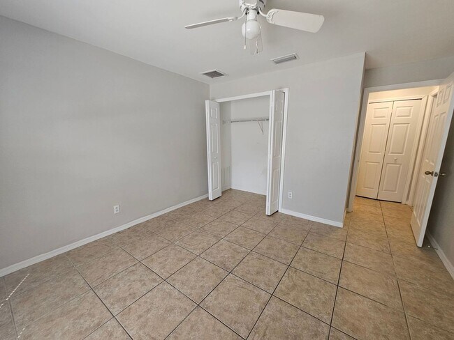 Building Photo - A-59