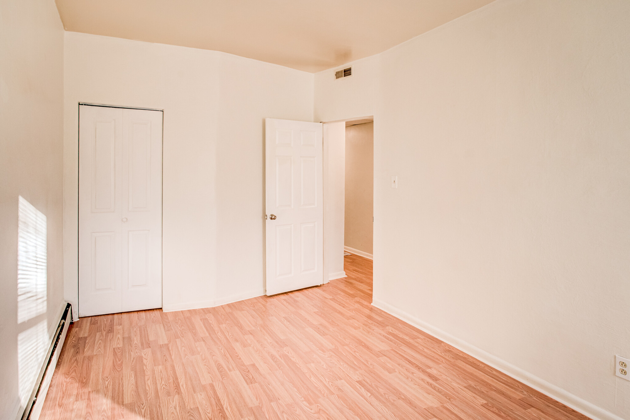 Great size three bedrooms! - 1830 E 101st St