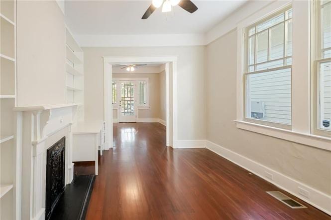 Building Photo - 7711 Sycamore St