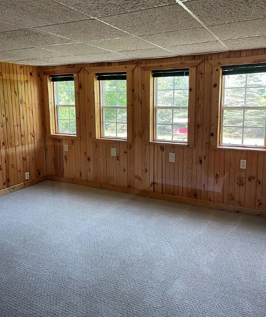 Building Photo - 830 N Walnut St