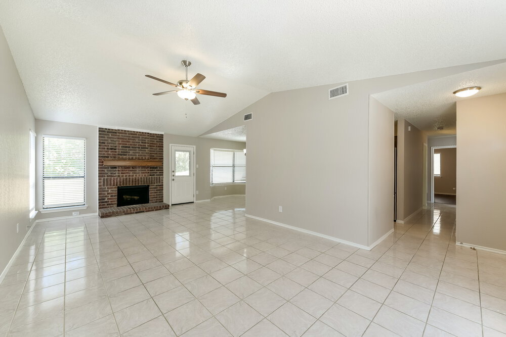 Building Photo - 907 Cedar Run Dr