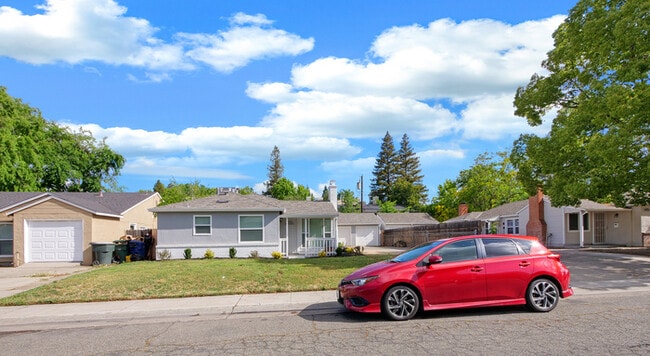 Building Photo - FOR RENT in Sacramento! 2533 Michelle Dr, ...