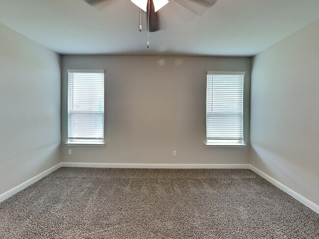 Building Photo - 212 Dunmore Dr