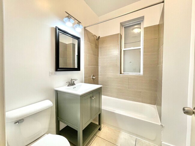 Building Photo - 3342 W Beach Ave