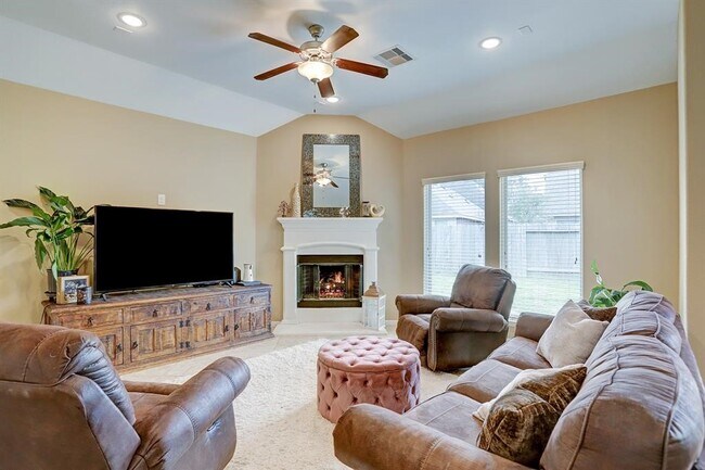 Building Photo - 4411 Eclipse Park Ct