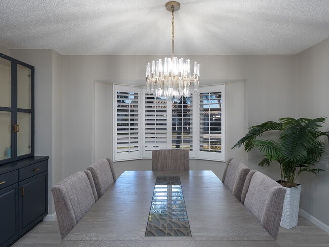 Building Photo - Turkey Furnished 3 Bed Pool Home in Venice