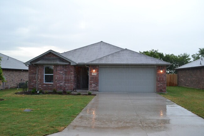 Primary Photo - House for Lease in Sherman