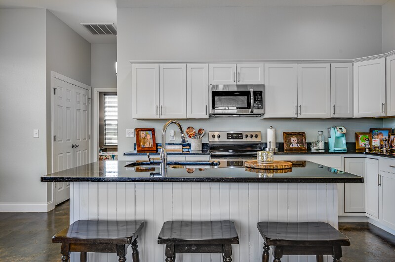 Building Photo - 120 Jax Sq