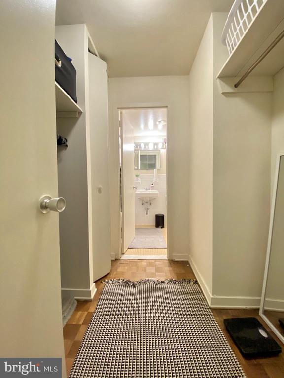 Building Photo - 224 W Rittenhouse Square