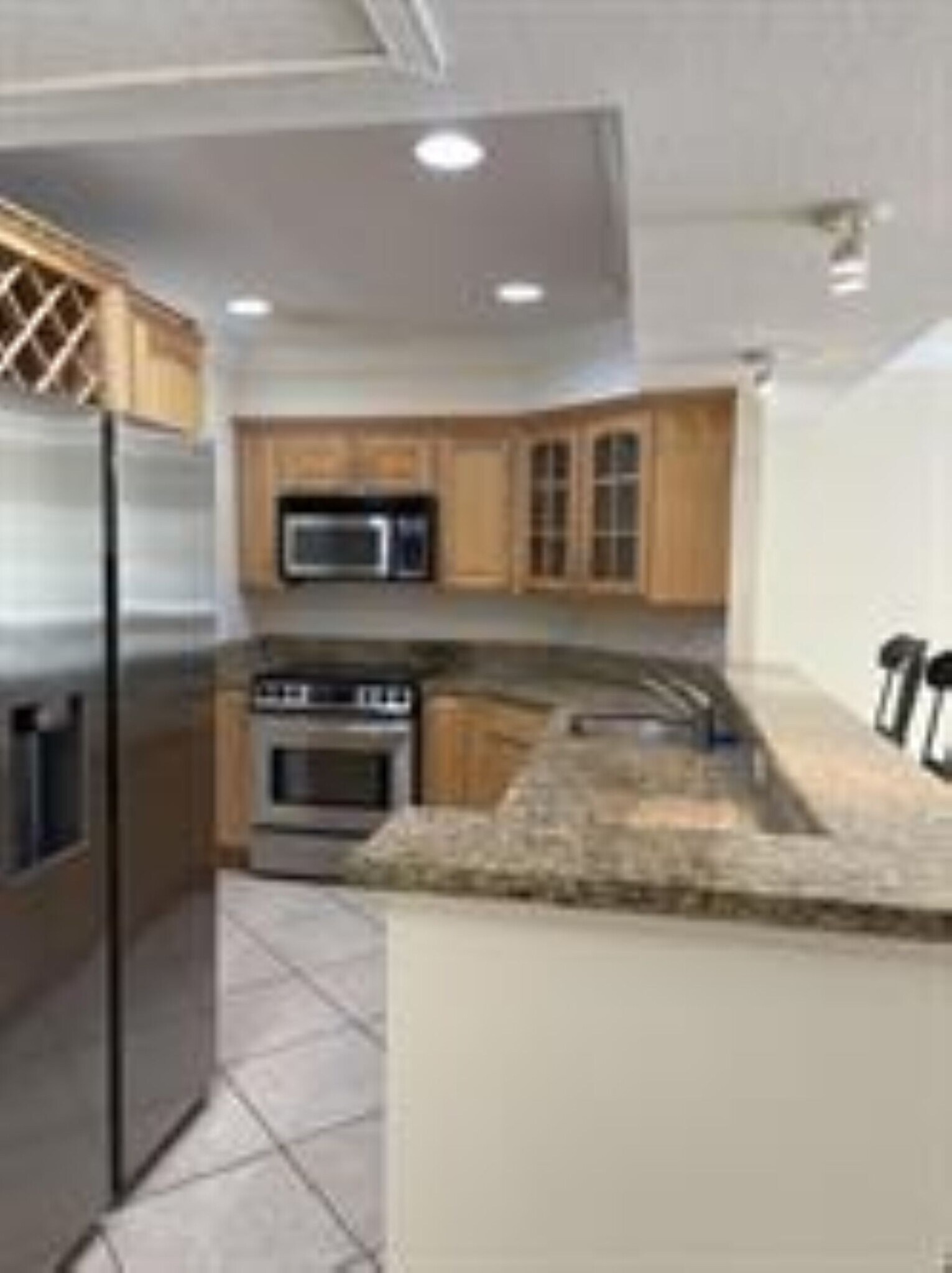 Building Photo - 1515 E Broward Blvd