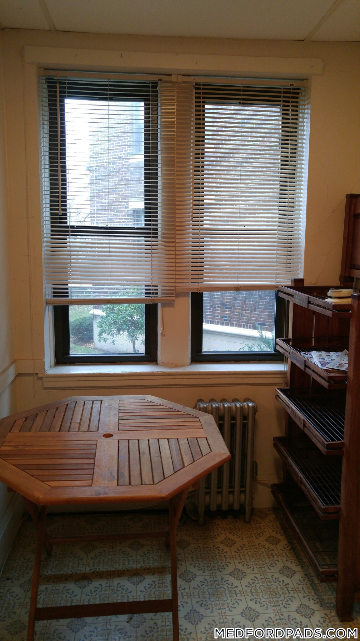 Building Photo - 53 Fellsway W