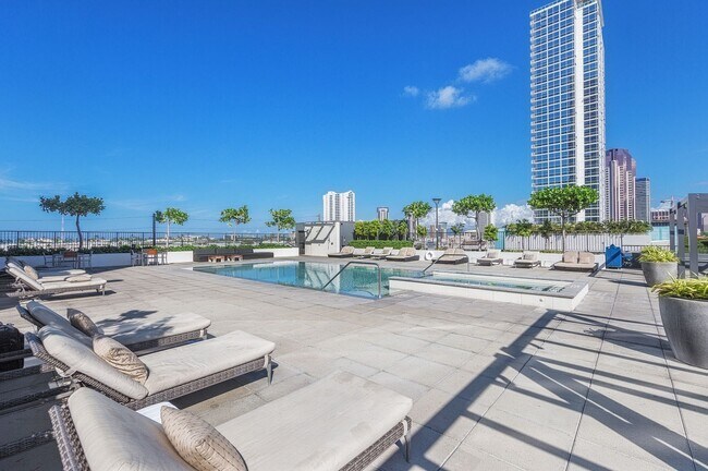 Building Photo - Pacifica Honolulu - 2 Bedroom, 2 Bathroom,...