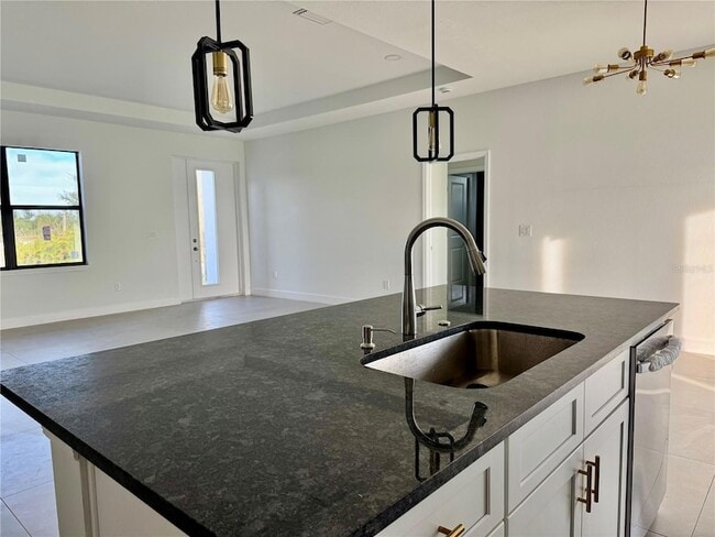 Building Photo - 13435 Bouvardia Ln