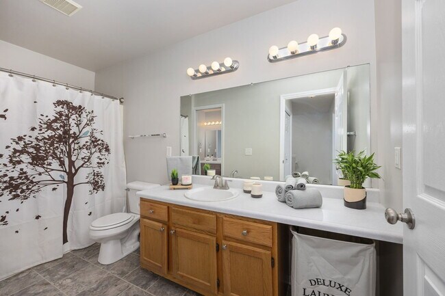 Building Photo - 7033 S Cannon Pl Dr