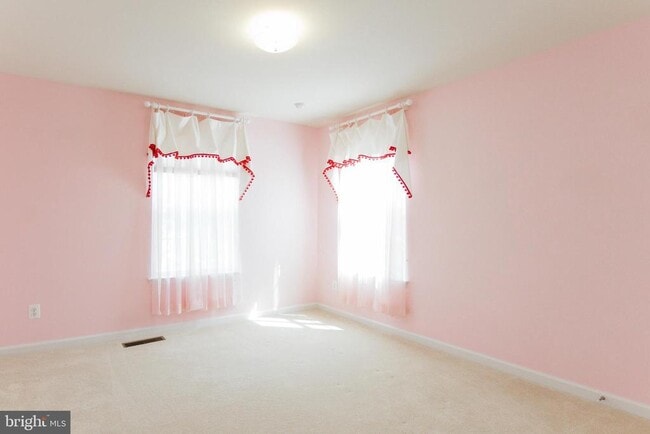 Building Photo - 46 Bismark Dr