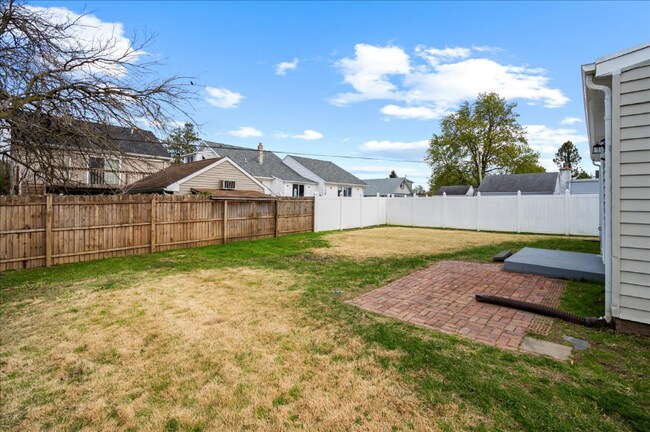 Building Photo - 514 Centerville Rd