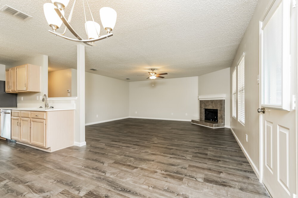 Building Photo - 1704 Chesterwood Dr