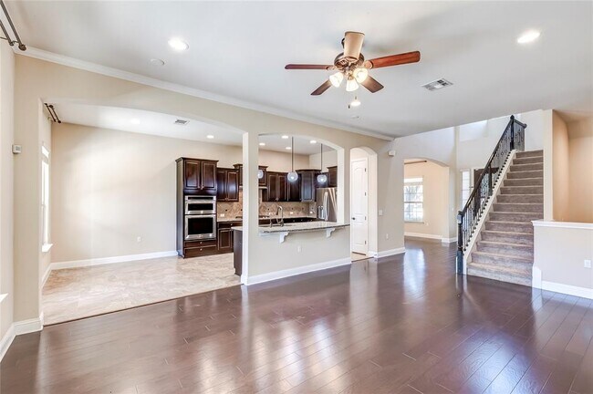 Building Photo - 16009 Jeffs Ln