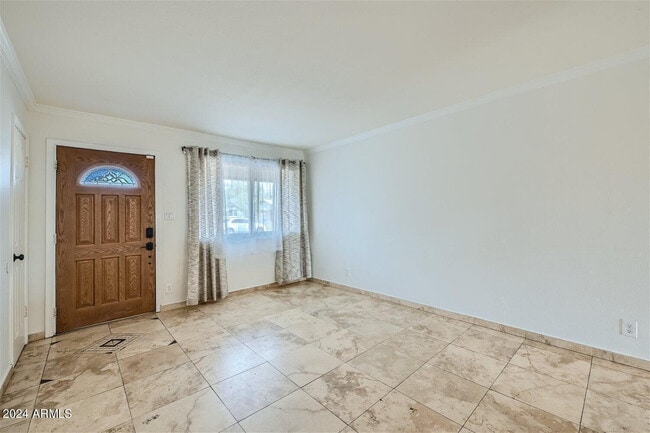 Building Photo - 3615 S Margo Dr
