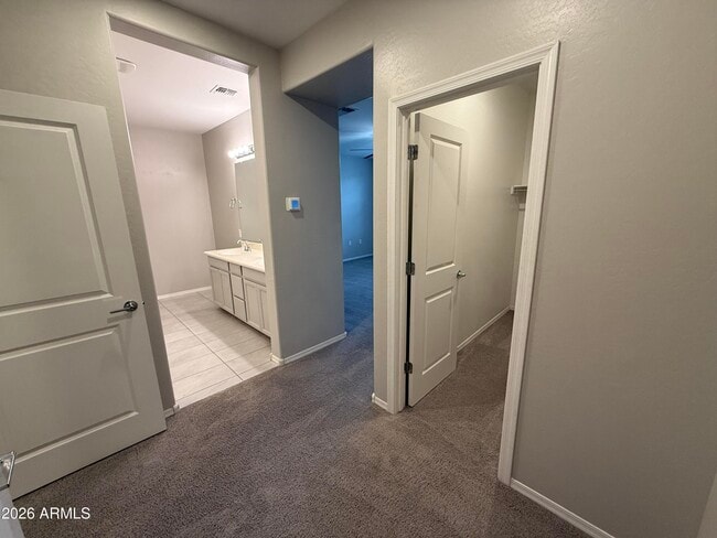 Building Photo - 2661 S Sulley Dr