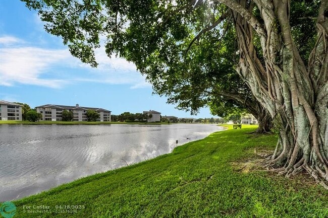 Primary Photo - 9430 Poinciana Pl