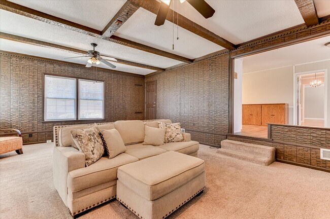 Building Photo - 2705 Bolling Rd