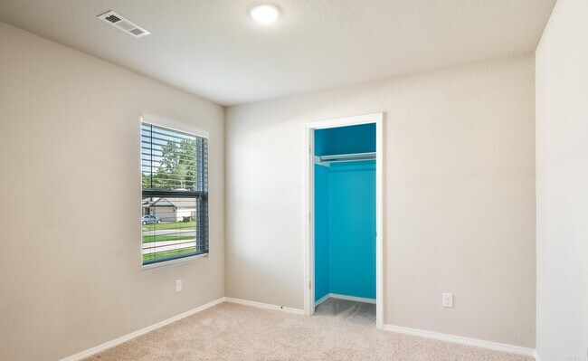 Building Photo - 44 Dunnaway Dr