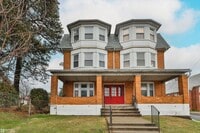 Building Photo - 1629 W Broad St