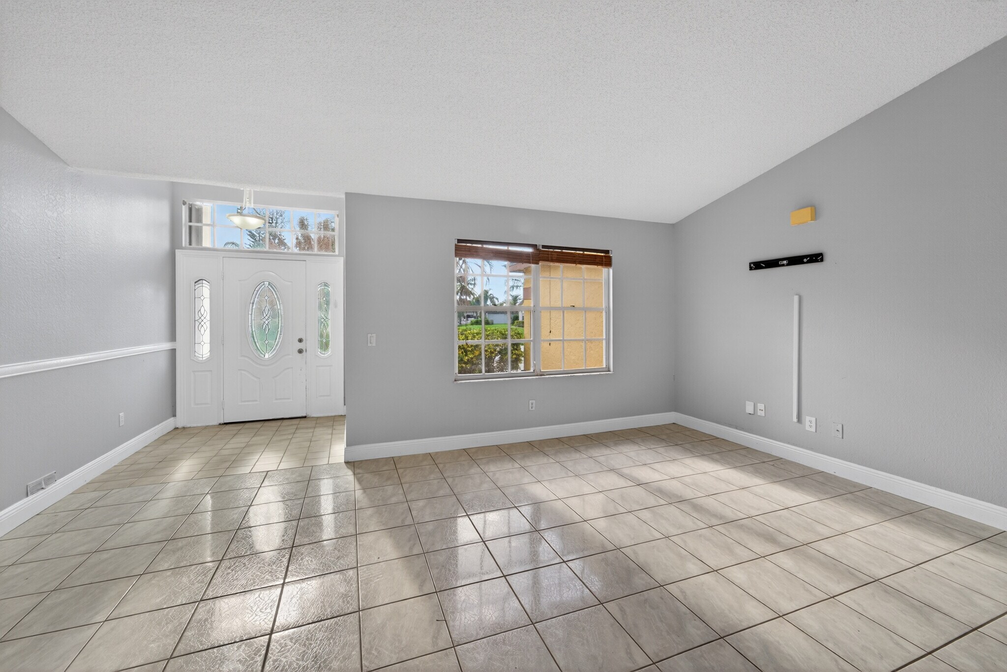 Building Photo - 6956 NW Jorgensen Rd