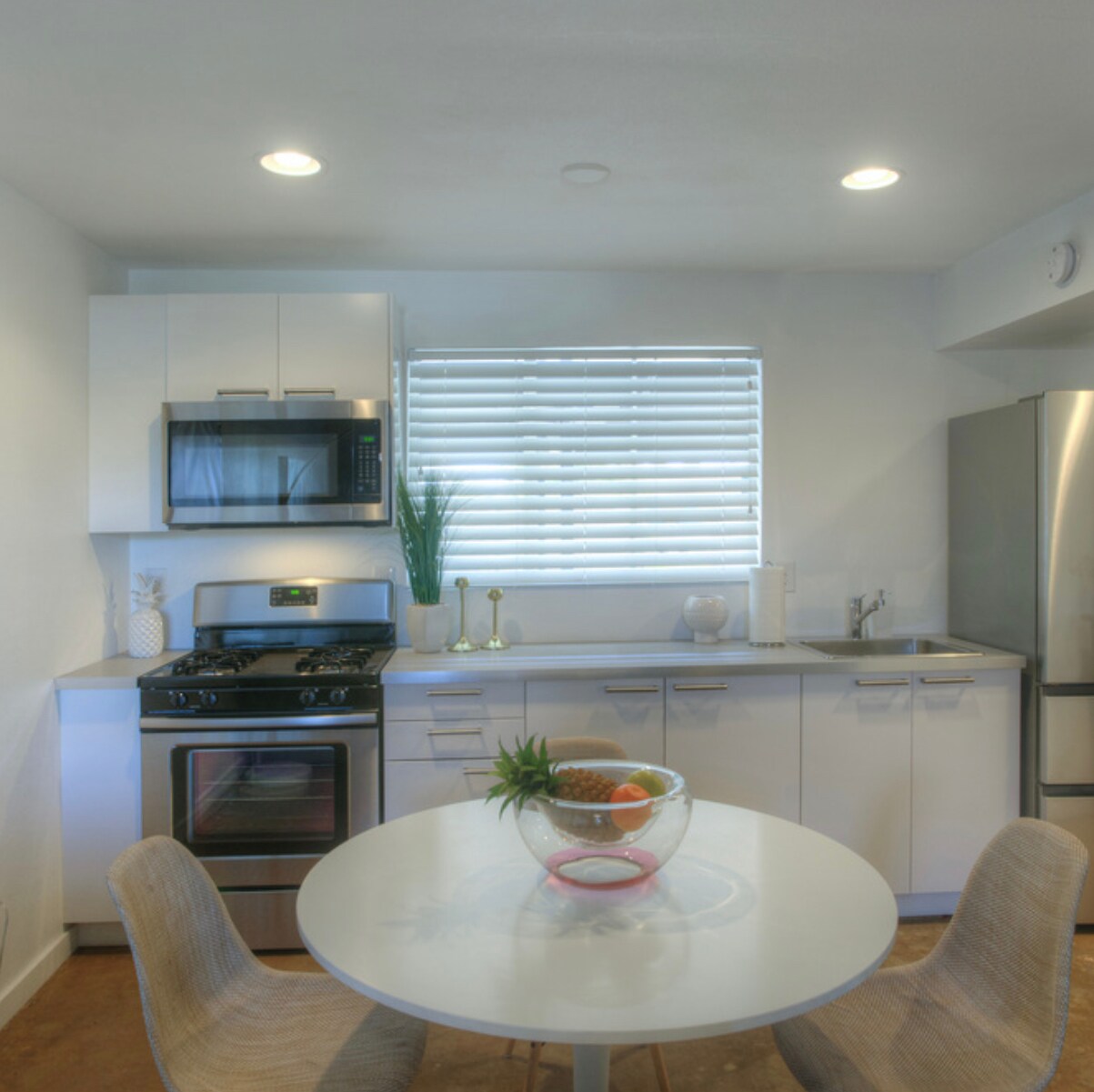 Model Kitchen Area - 746 W Turney Ave, Apt 8