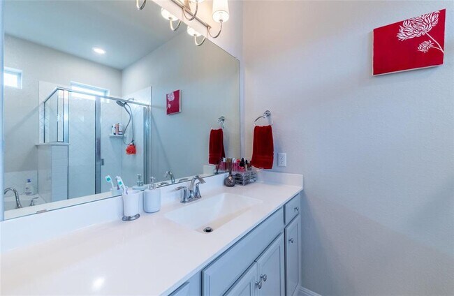 Building Photo - 2440 Berryville Ln