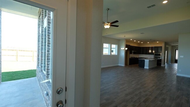 Building Photo - 302 Pure Parsley Path