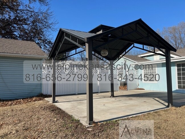 Building Photo - Spacious One Level Home on HUGE LOT!