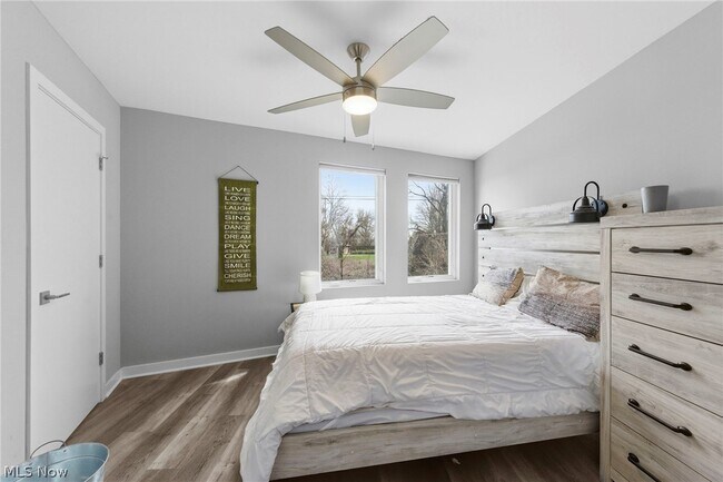 Building Photo - 402 Jefferson Ave