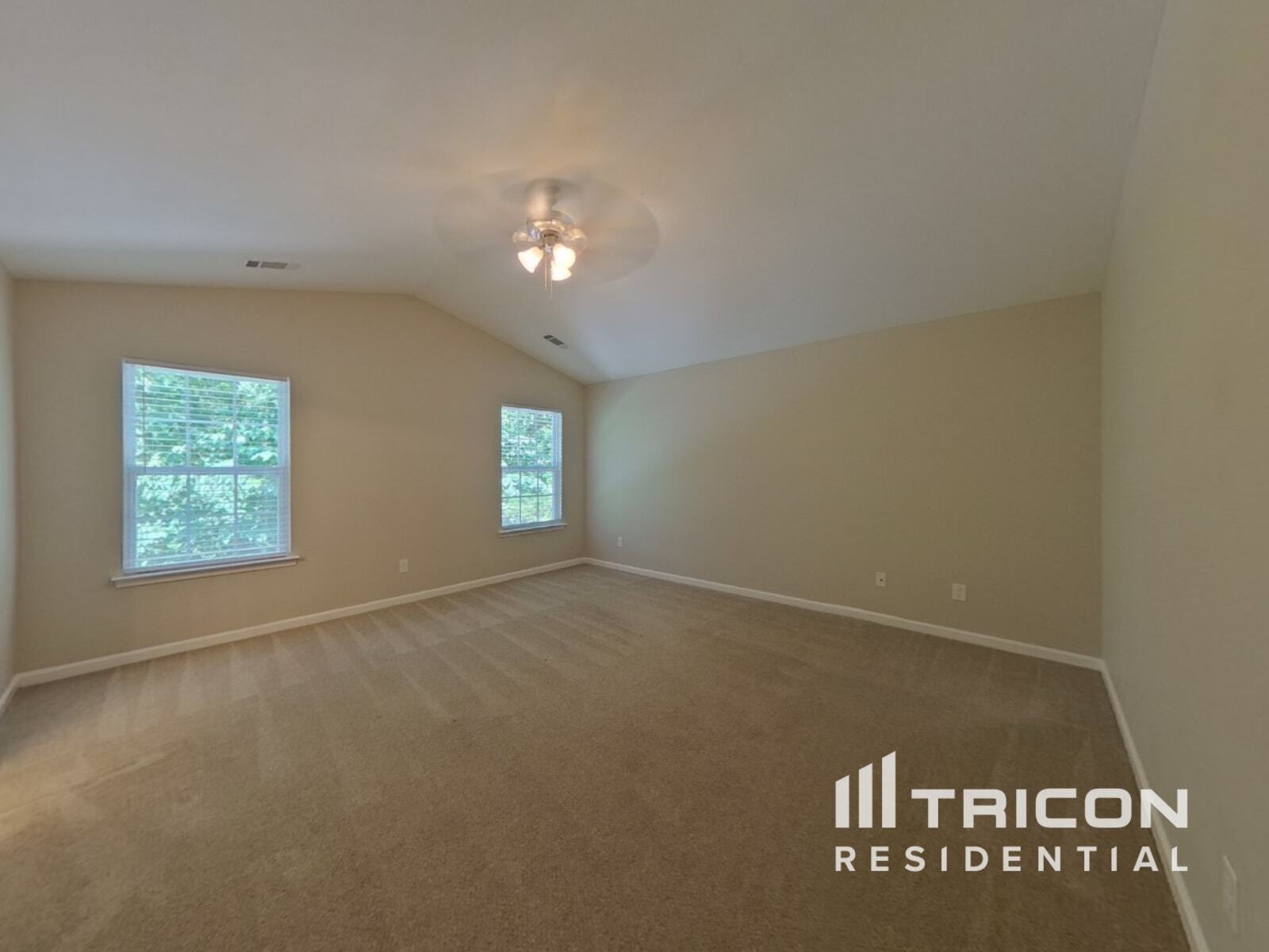Building Photo - 5936 Sanders Farm Ln