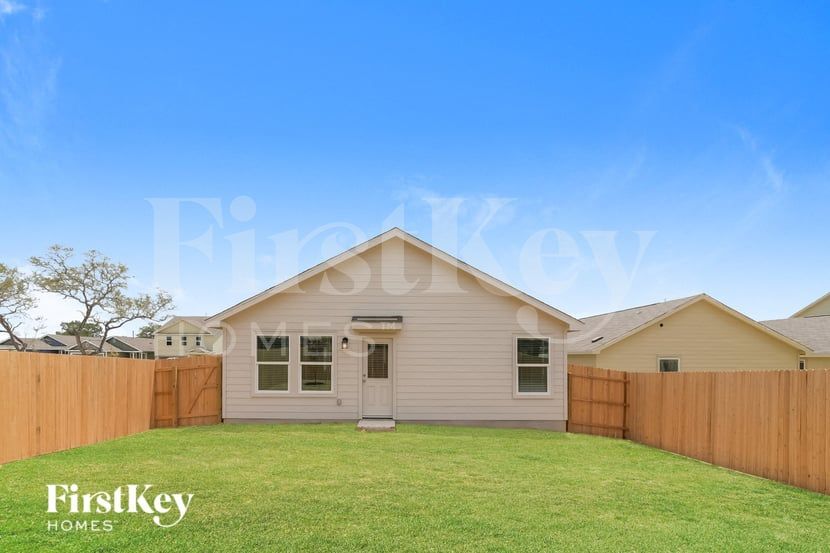 Building Photo - 10219 Ickham Ml Ct