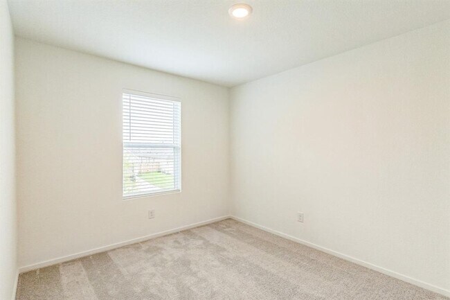 Building Photo - 28826 Texas Sparrow Ln