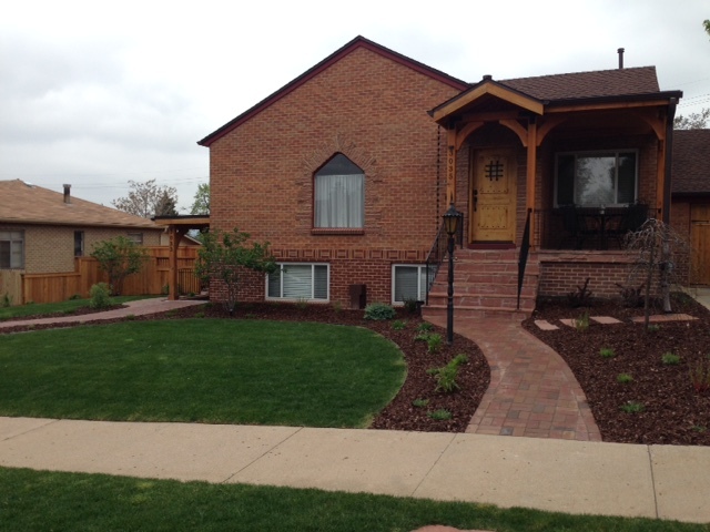 Primary Photo - 3033 Zenobia St