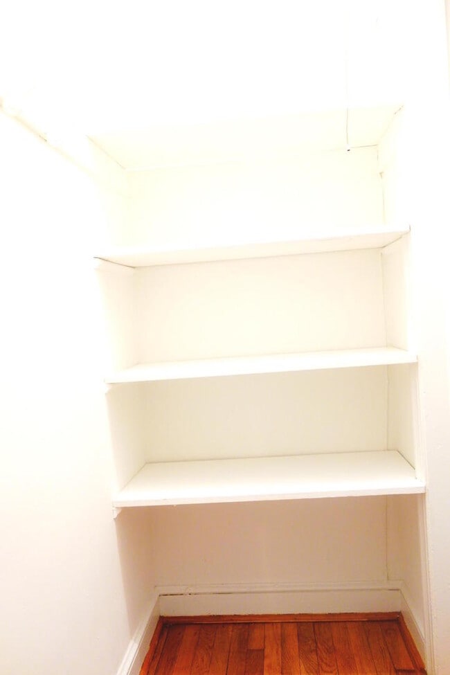 Building Photo - 8409 Greenwood Ave