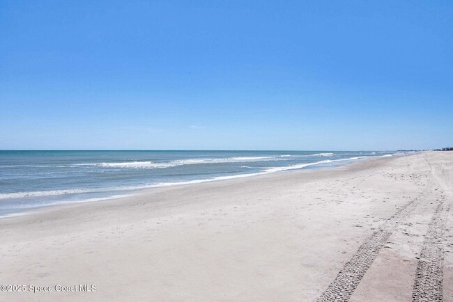 Building Photo - 2020 N Atlantic Ave